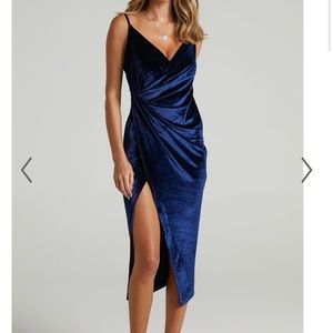 LOVING BLIND MIDI DRESS - DRAPED THIGH SPLIT DRESS IN NAVY VELVET